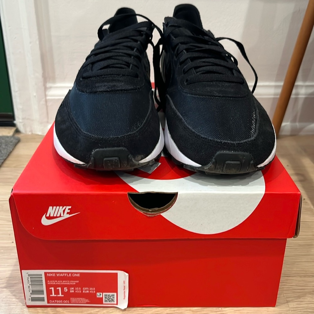 Nike Waffle One